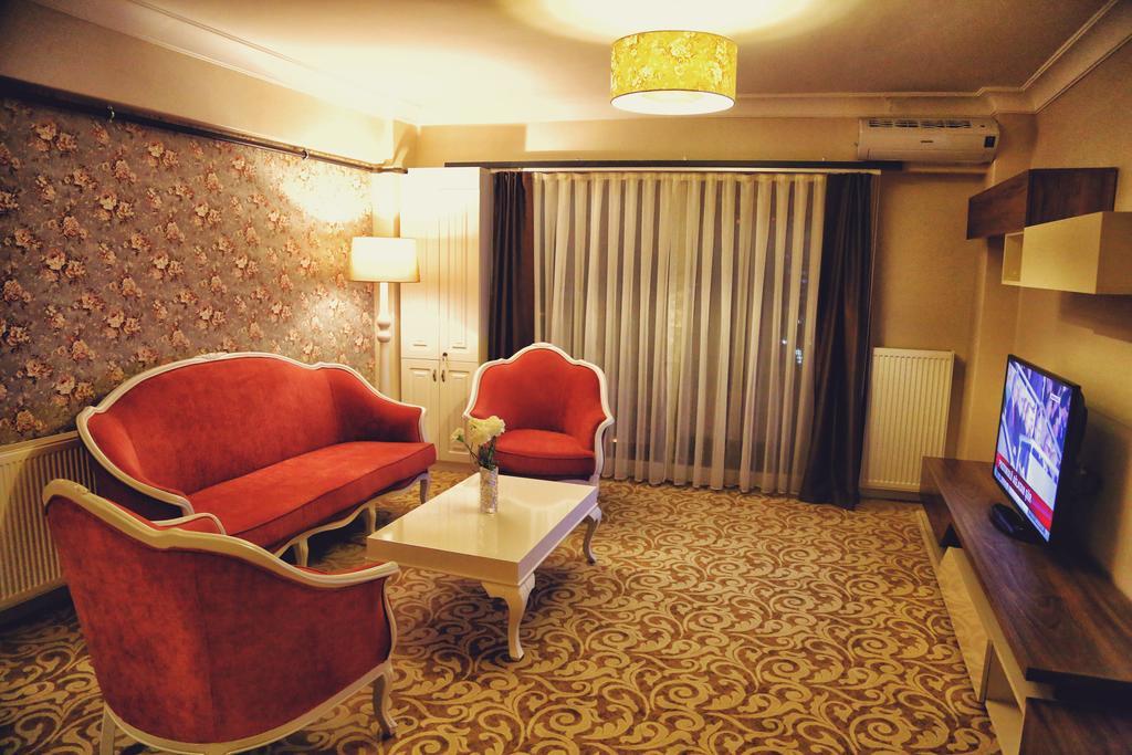 Hotel My